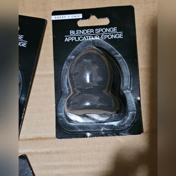 Lot 4 Blender MakeUp Sponges - Picture 2 of 3